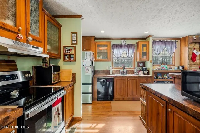 $219,000 | 14914 Peach Stone Lane, Crawford, TN 38554