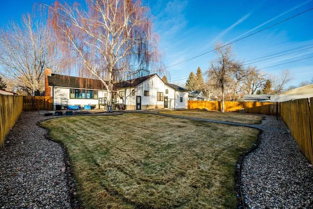 $399,999 | 331 North Burritt Avenue, Buffalo, WY 82834