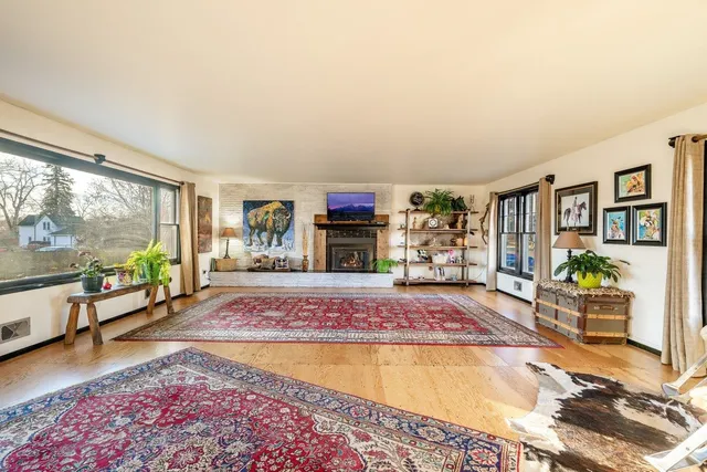 $399,999 | 331 North Burritt Avenue, Buffalo, WY 82834