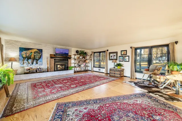 $399,999 | 331 North Burritt Avenue, Buffalo, WY 82834