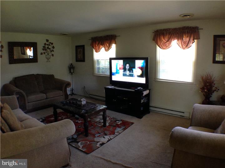 6 Stonegate Road Quakertown, PA 18951 - Photo 3 of 5 Gallery Image 3