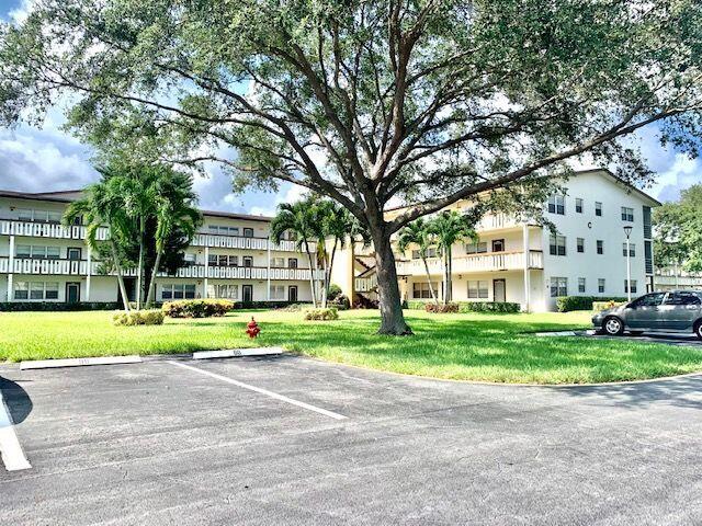 112 Mansfield D Boca Raton, FL 33434 - Photo 1 of 25 Mansfield C