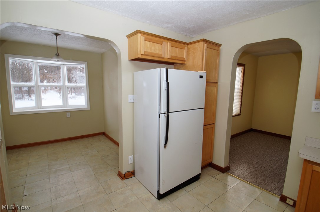 703 Darrow Road Akron, OH 44305 - Photo 13 of 19