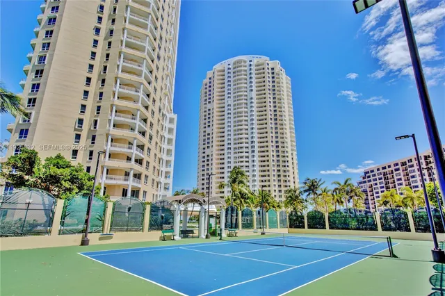$12,500 | 808 Brickell Key Drive, Unit 3304, Miami, FL 33131