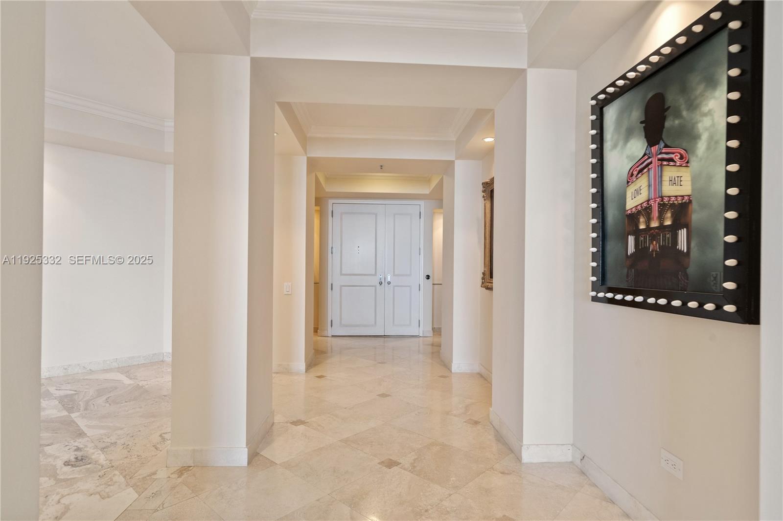 808 Brickell Key Drive, Unit 3304 Miami, FL 33131 - Photo 9 of 60