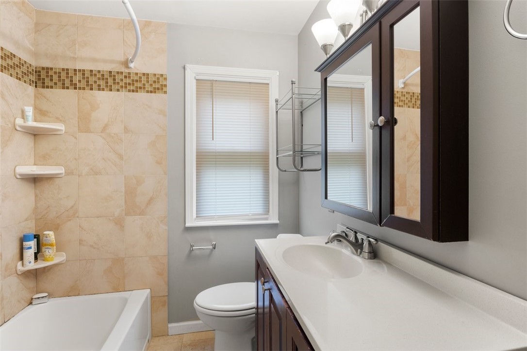 197 Nahant Road Greece, NY 14616 - Photo 8 of 20