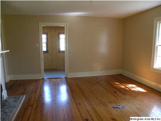 29 Spring Street Sylacauga, AL 35150 - Photo 6 of 14