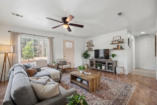 $200,000 | 216 Mary Drive, Neeses, SC 29107