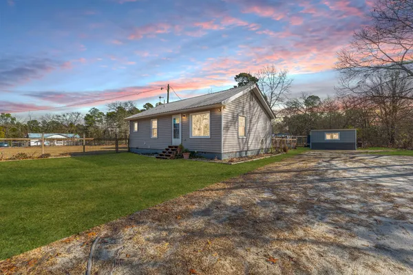 $200,000 | 216 Mary Drive, Neeses, SC 29107