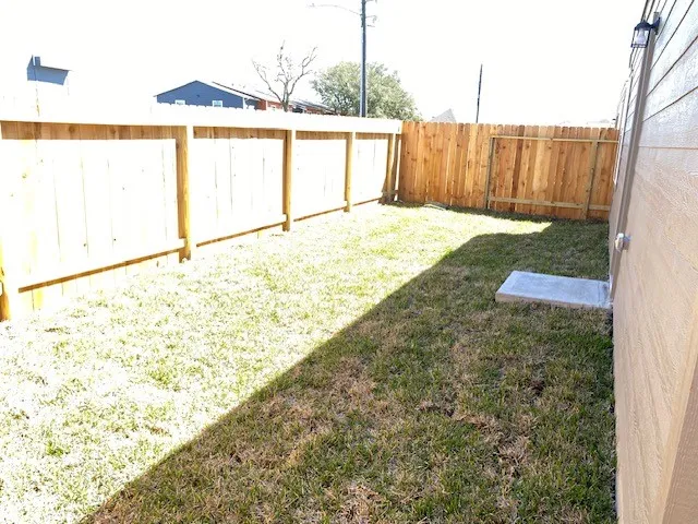 $2,300 | 11919 Bat Sheva Lane, Houston, TX 77048
