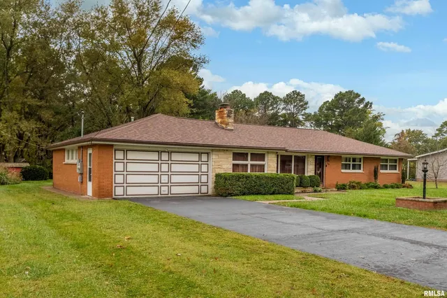 $199,000 | 170 Melody Lane, Murphysboro, IL 62966