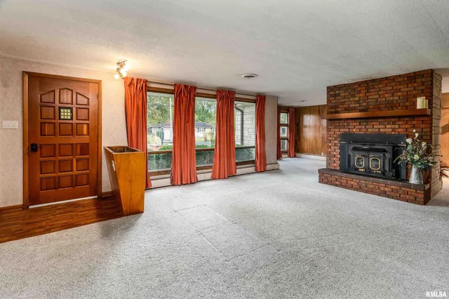 $199,000 | 170 Melody Lane, Murphysboro, IL 62966