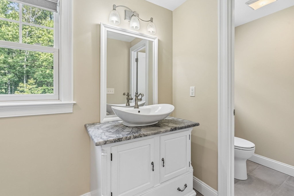 33 Rattle Hill Road Southampton, MA 01073 - Photo 35 of 42