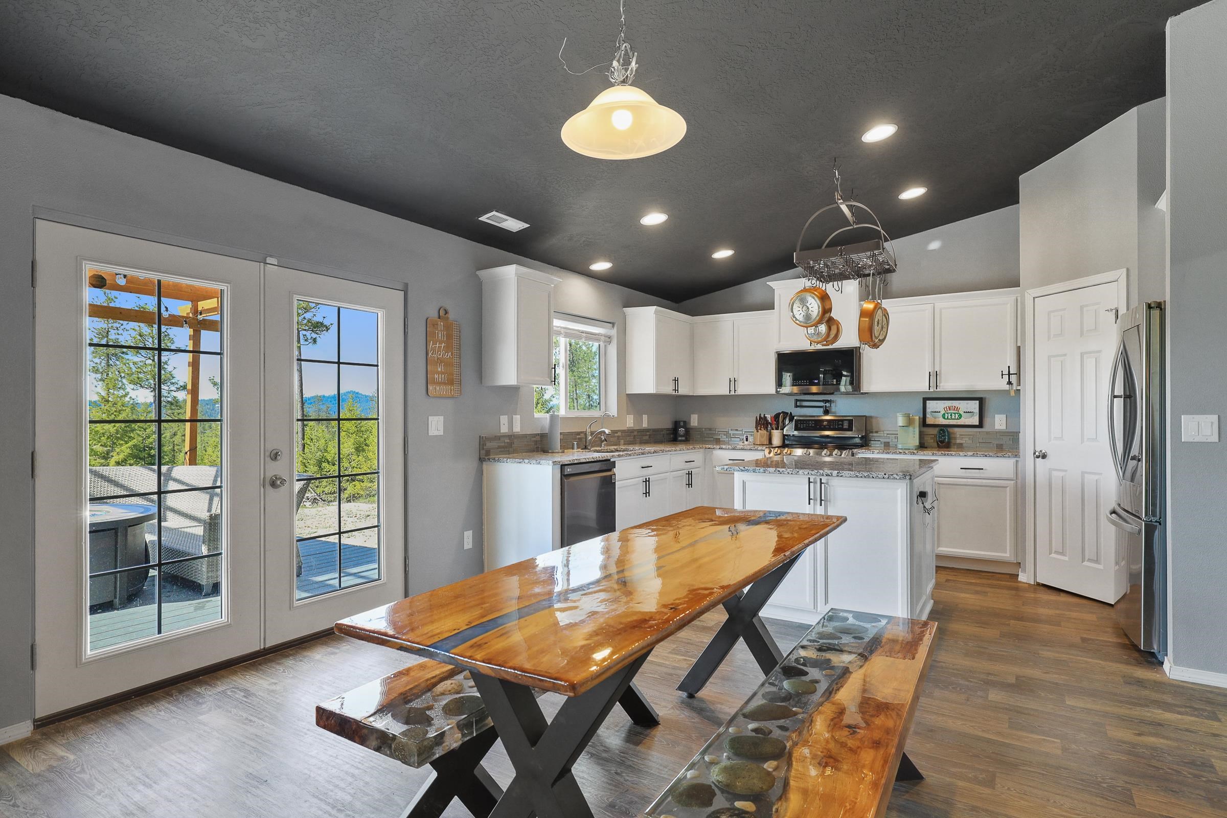 3977 D Gardenspot Road Loon Lake, WA 99148 - Photo 8 of 33 Gallery Image 8