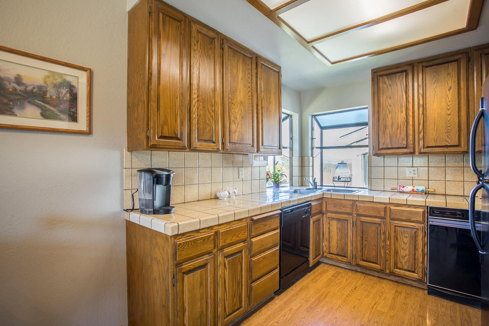 249 Ridgetop Drive, Unit 238 Redding, CA 96003 - Photo 11 of 26 kitchen