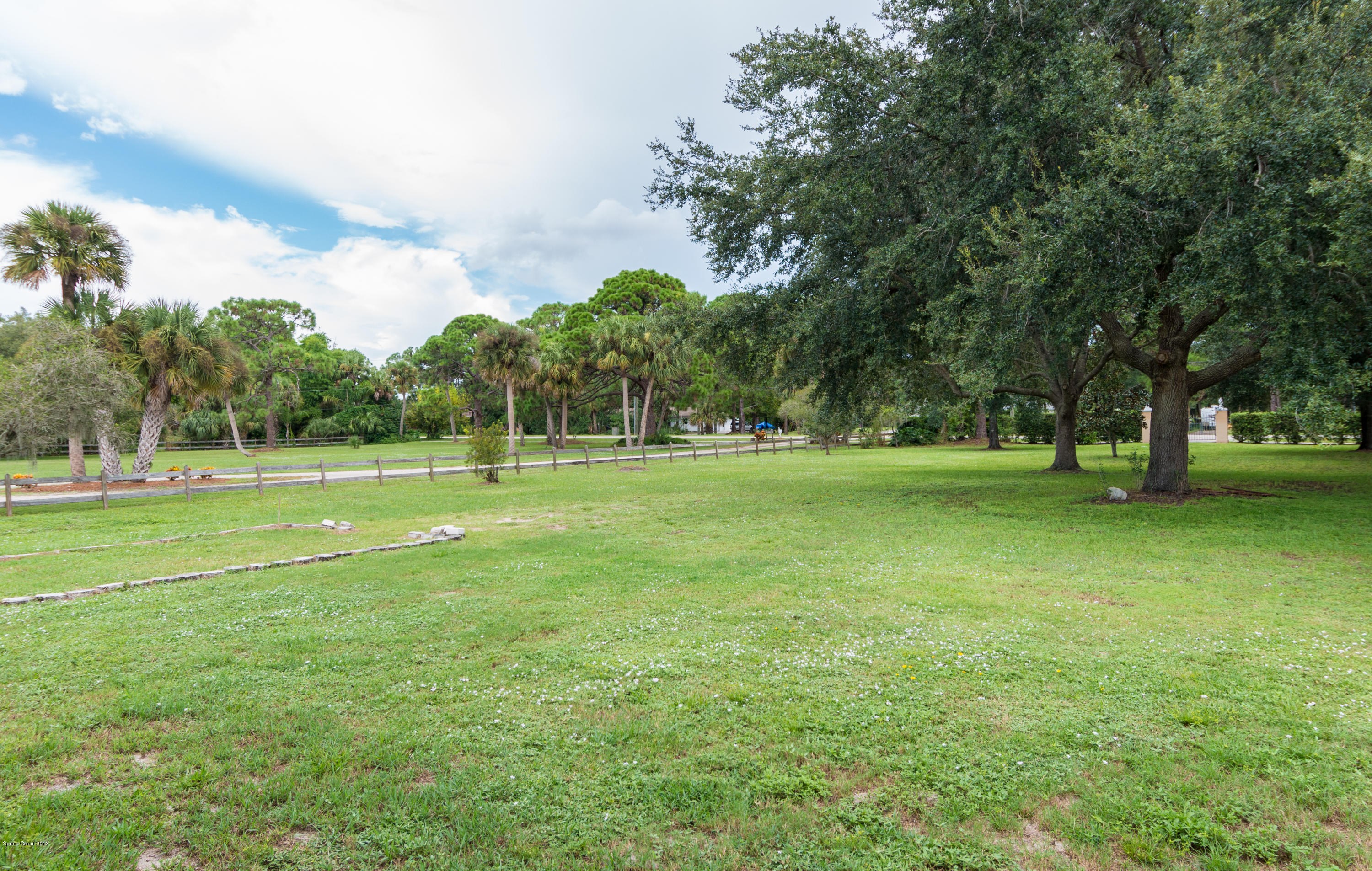 5115 Lake Washington Road Melbourne, FL 32934 - Photo 32 of 32 Yard