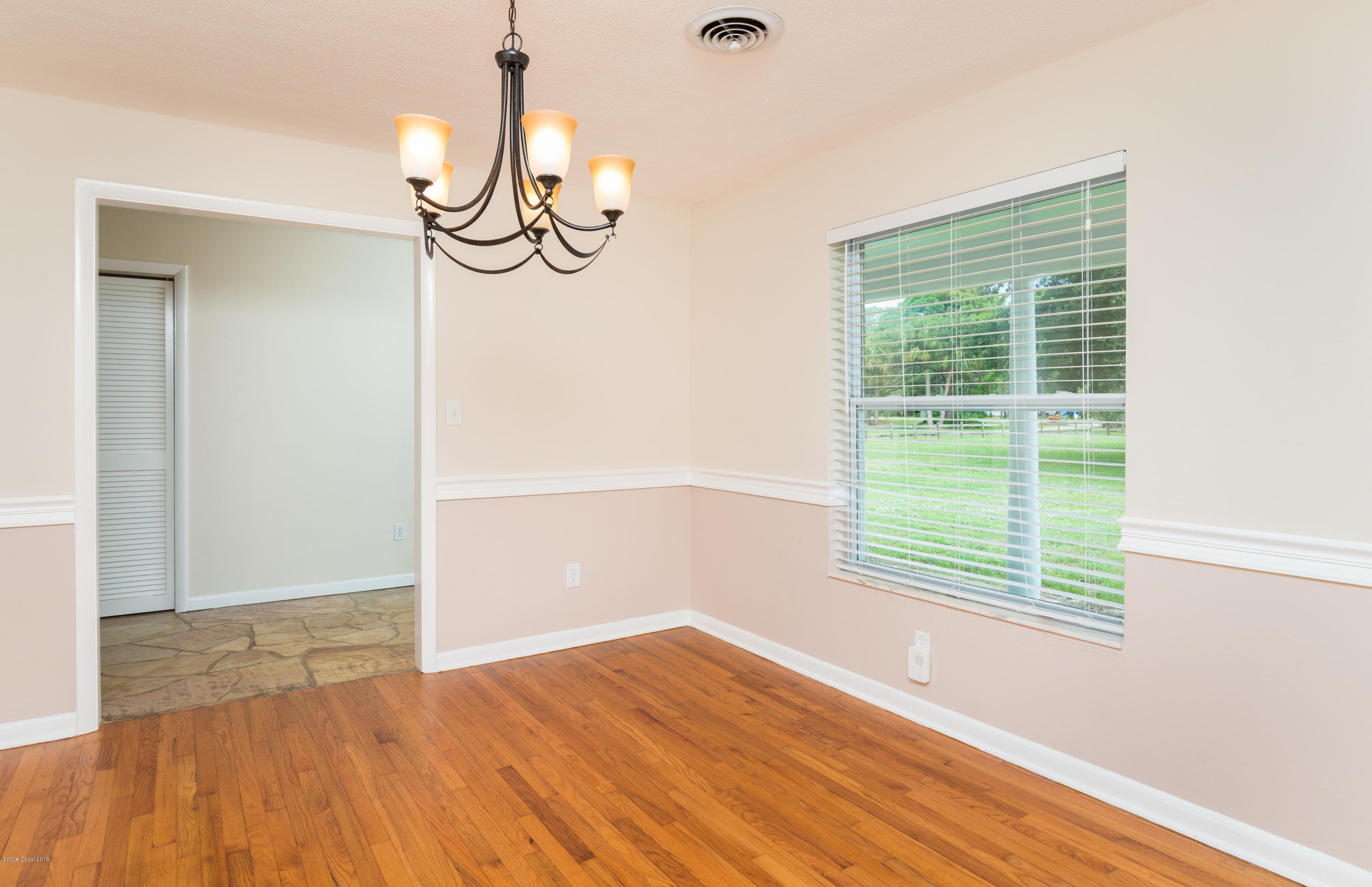 5115 Lake Washington Road Melbourne, FL 32934 - Photo 9 of 32 Dining