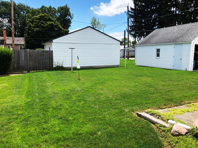 609 Adams Street Decatur, IN 46733 - Photo 5 of 22