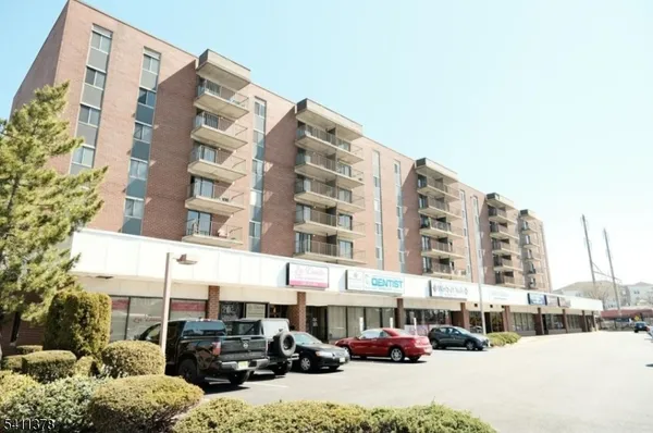 $275,000 | 10 North Wood Avenue, Unit 203, Linden, NJ 07036
