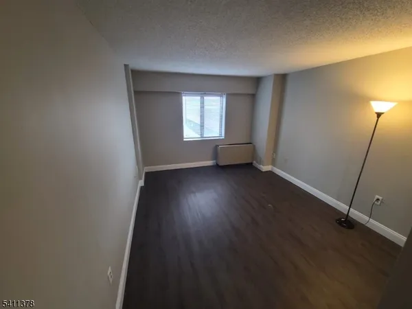 $275,000 | 10 North Wood Avenue, Unit 203, Linden, NJ 07036