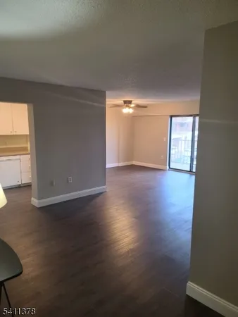$275,000 | 10 North Wood Avenue, Unit 203, Linden, NJ 07036