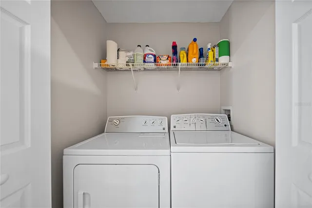 $2,050 | 9942 Ashburn Lake Drive, Tampa, FL 33610