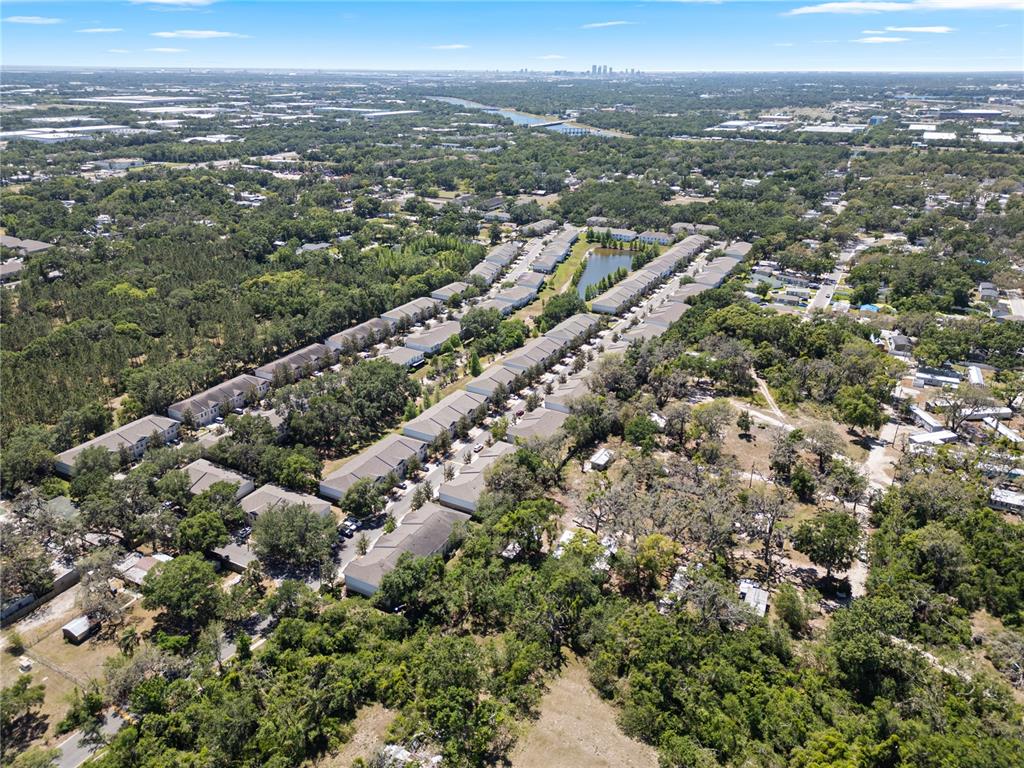 9942 Ashburn Lake Drive Tampa, FL 33610 - Photo 6 of 31