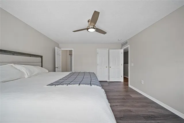 $2,050 | 9942 Ashburn Lake Drive, Tampa, FL 33610