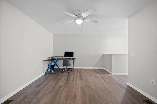 $2,050 | 9942 Ashburn Lake Drive, Tampa, FL 33610