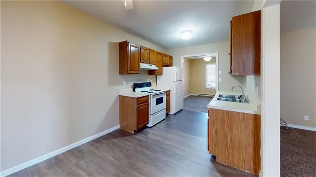 $1,095 | 1703 North Washington Street, Nevada, MO 64772