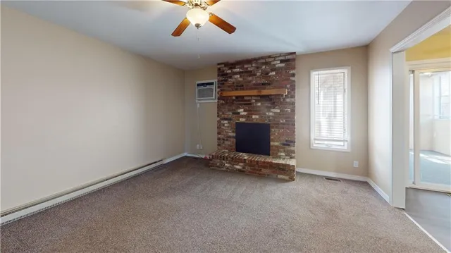 $1,095 | 1703 North Washington Street, Nevada, MO 64772