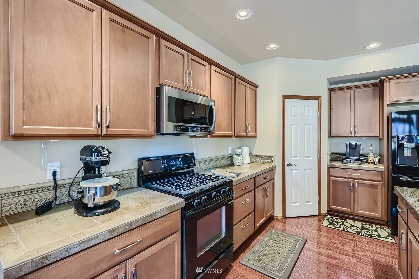 3133 172 Street Southeast Bothell, WA 98012 - Photo 12 of 36