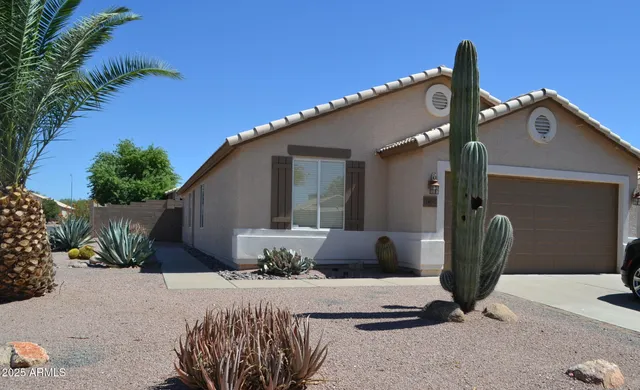 $2,295 | 1964 West 20th Avenue, Apache Junction, AZ 85120