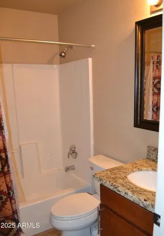 $2,295 | 1964 West 20th Avenue, Apache Junction, AZ 85120