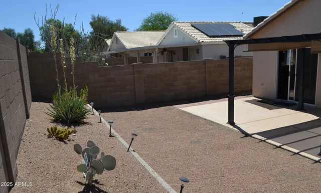 $2,295 | 1964 West 20th Avenue, Apache Junction, AZ 85120