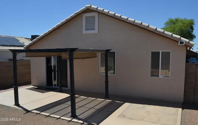 $2,295 | 1964 West 20th Avenue, Apache Junction, AZ 85120