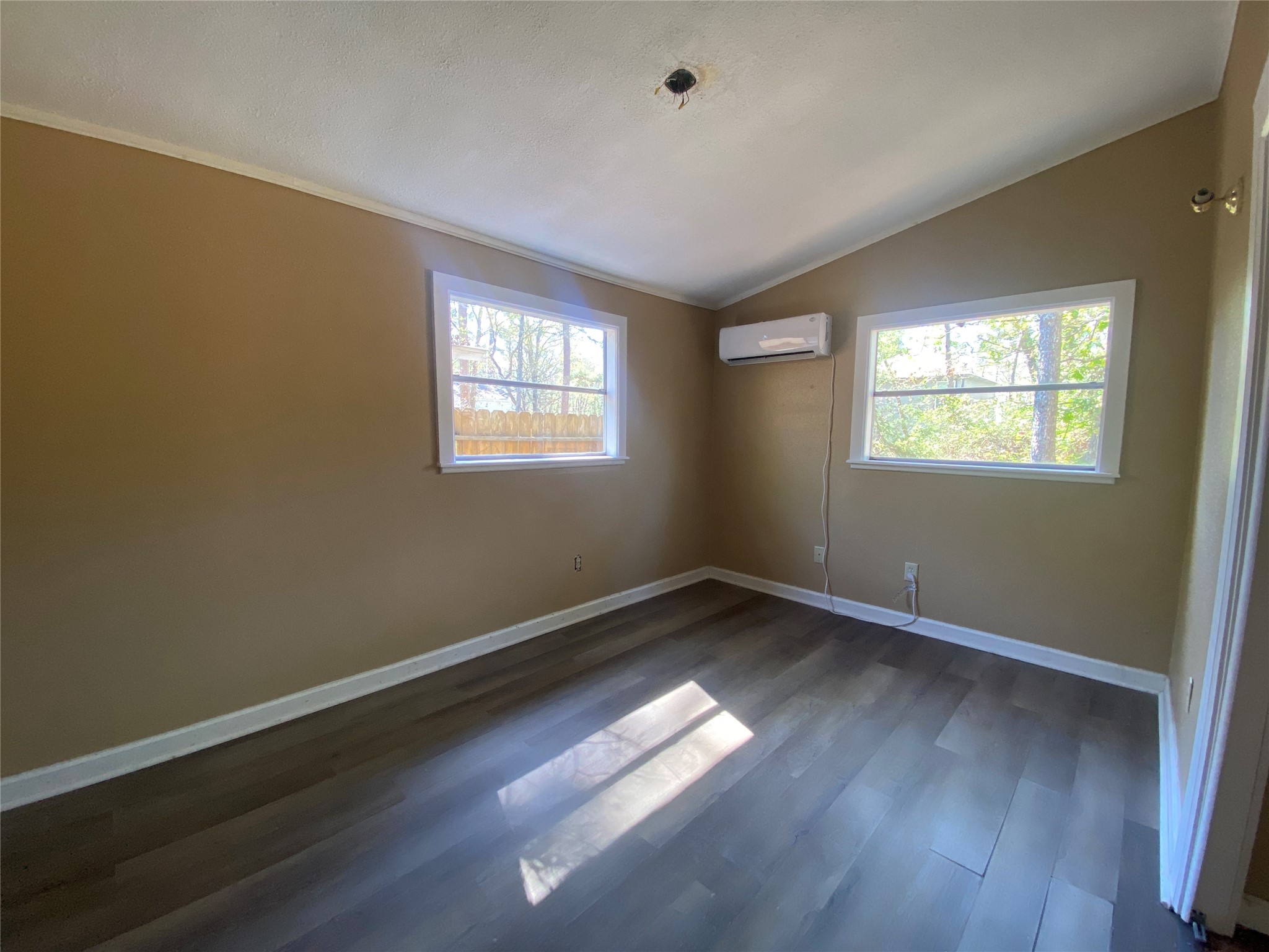 28613 Netawaka Point Blank, TX 77364 - Photo 6 of 11