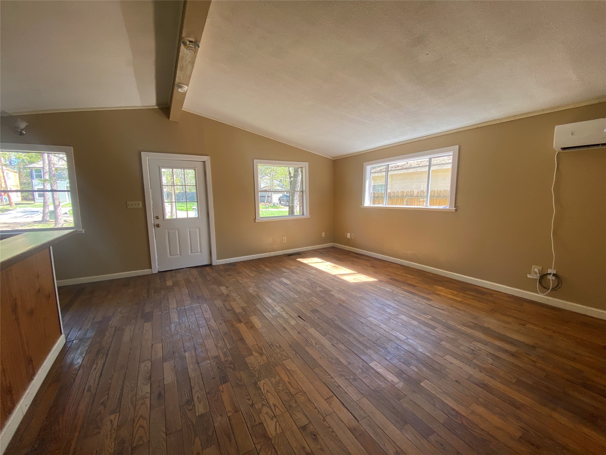 28613 Netawaka Point Blank, TX 77364 - Photo 8 of 11