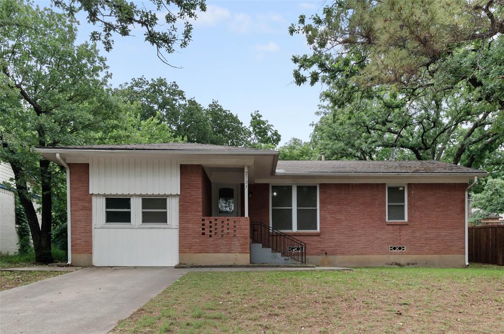2103 Mercedes Road Denton, TX 76205 - Photo 1 of 22