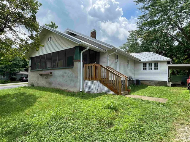 $1,400 | 2424 South Milton Drive, Bloomington, IN 47403