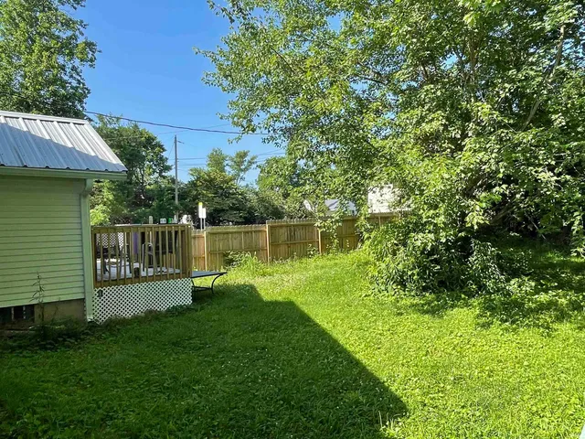 $1,400 | 2424 South Milton Drive, Bloomington, IN 47403