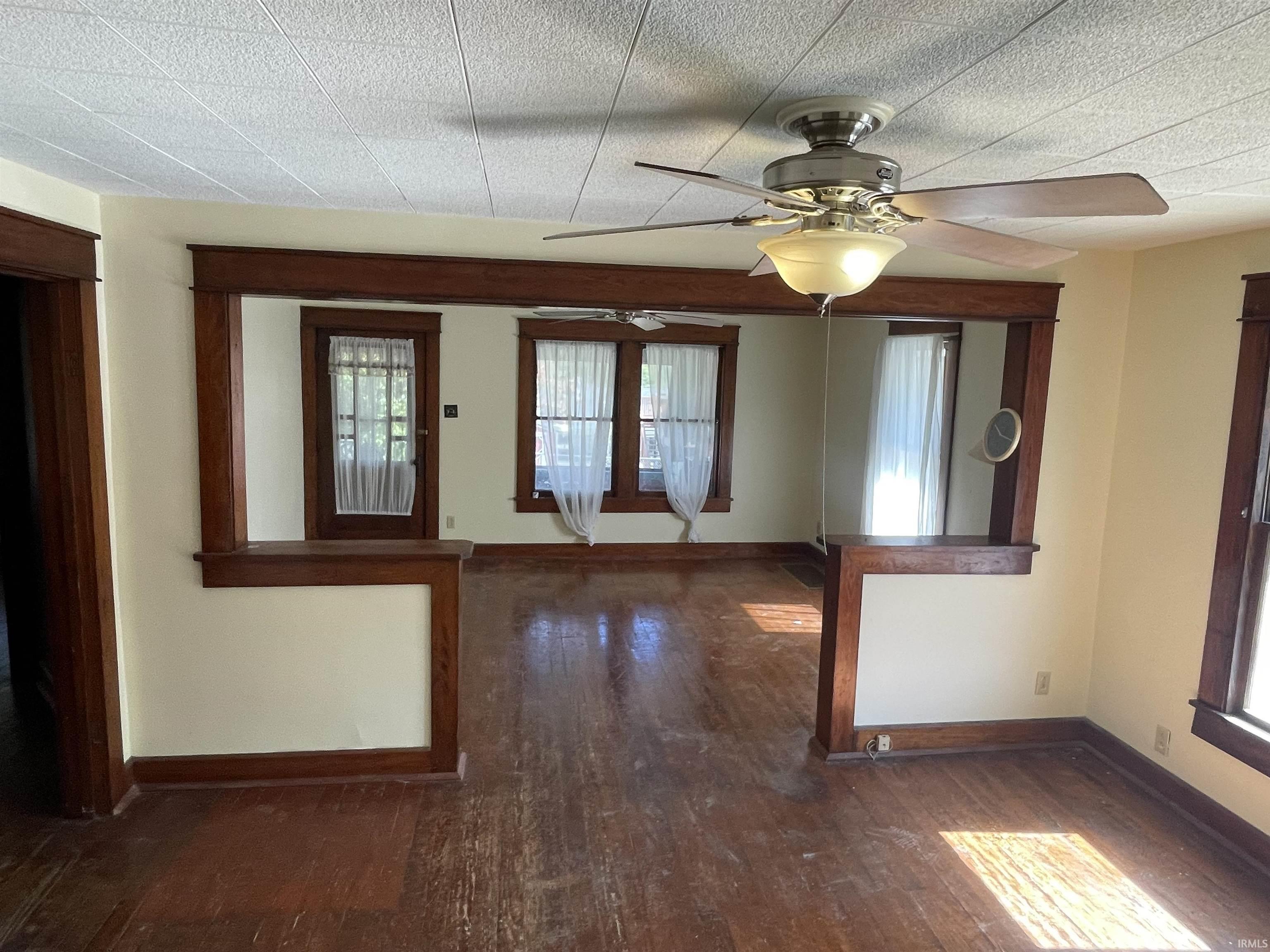 2424 South Milton Drive Bloomington, IN 47403 - Photo 4 of 17