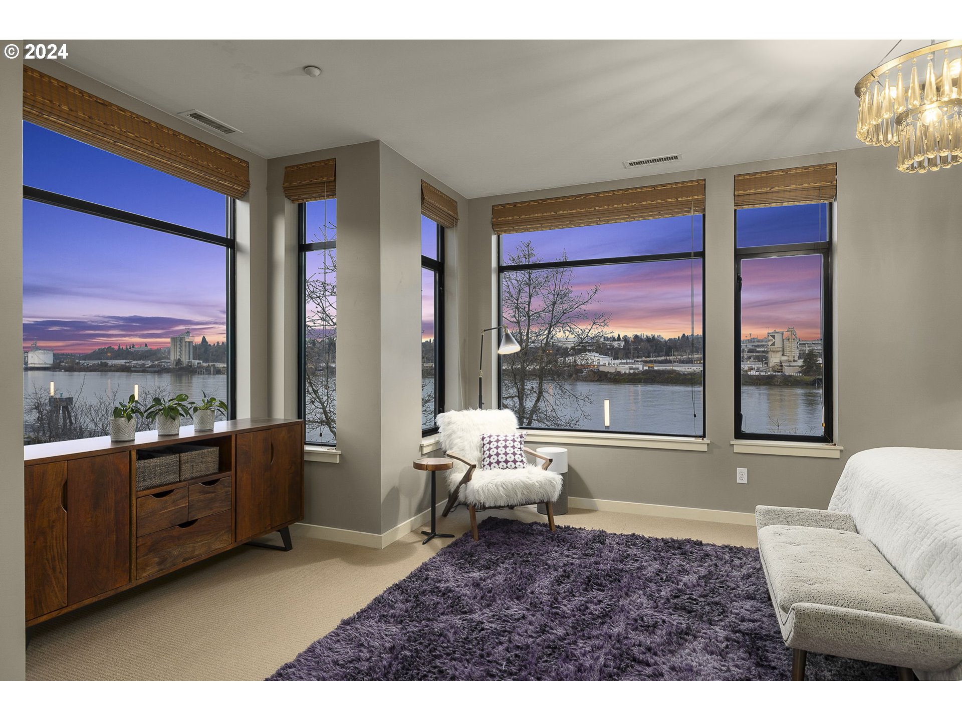 1632 Northwest Riverscape Street Portland, OR 97209 - Photo 16 of 34 Gallery Image 16