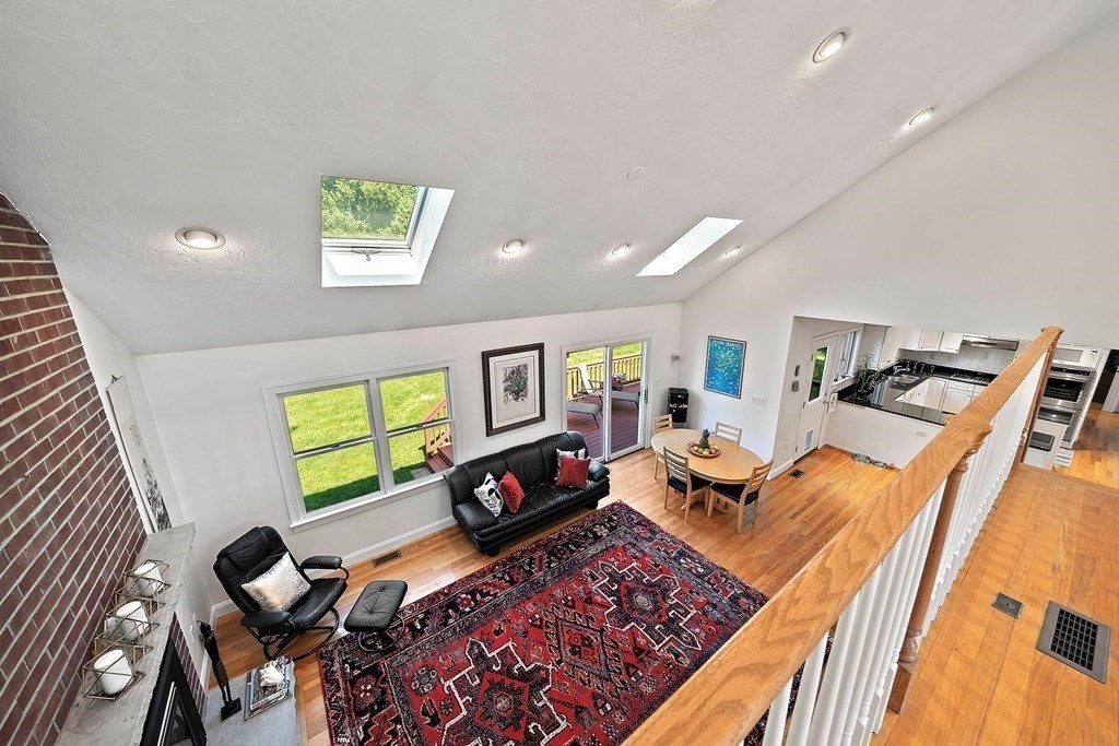 121 Hanson Road Newton, MA 02459 - Photo 9 of 42