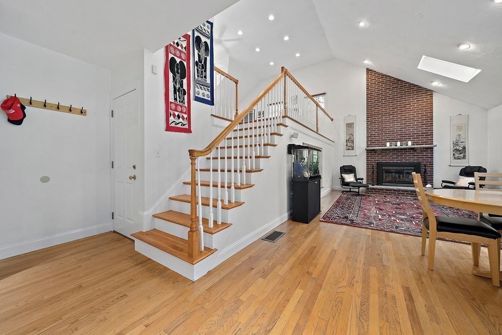 121 Hanson Road Newton, MA 02459 - Photo 10 of 42