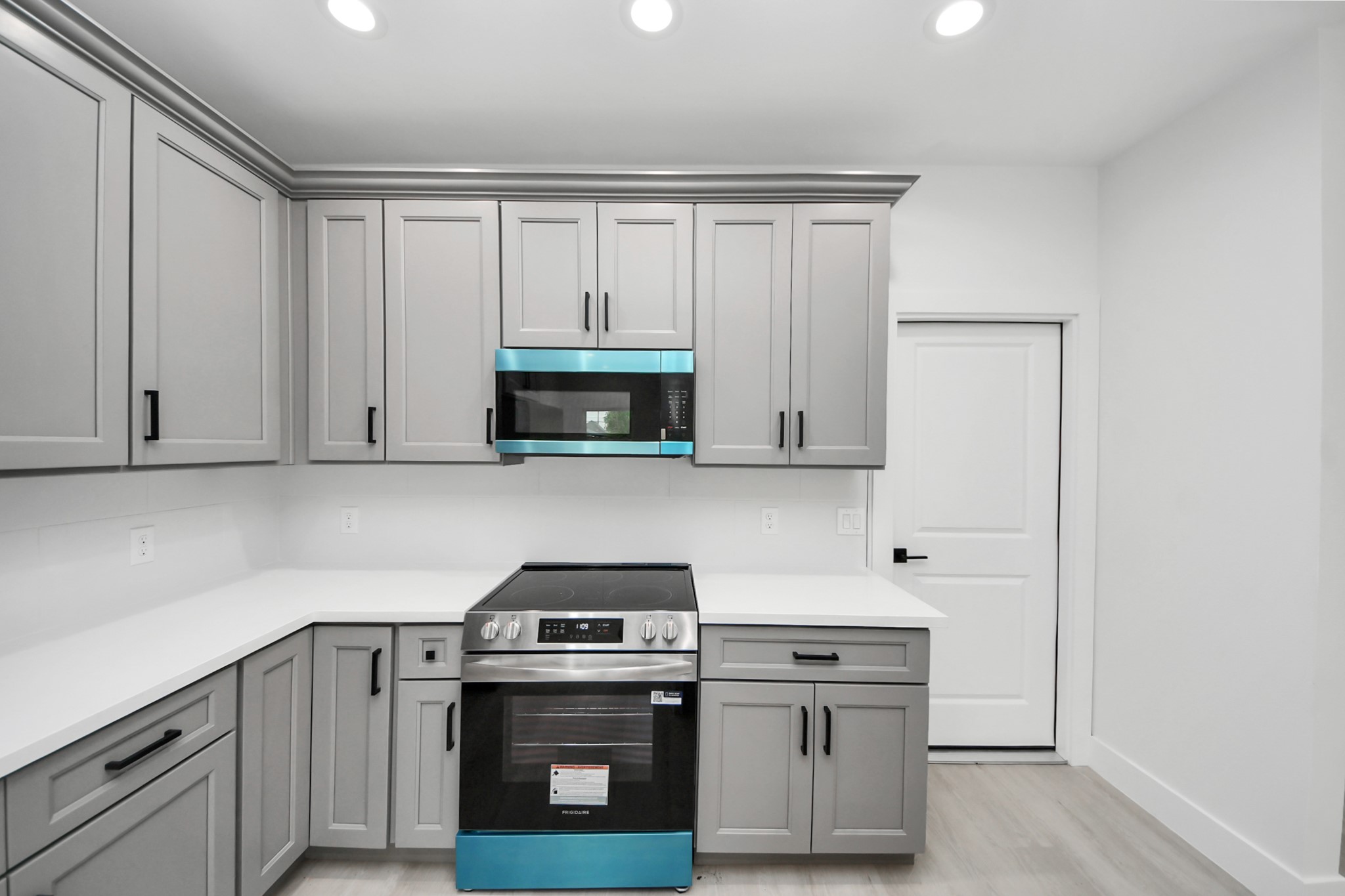8218 Lawler Street Houston, TX 77051 - Photo 12 of 29