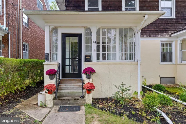 a front view of a house