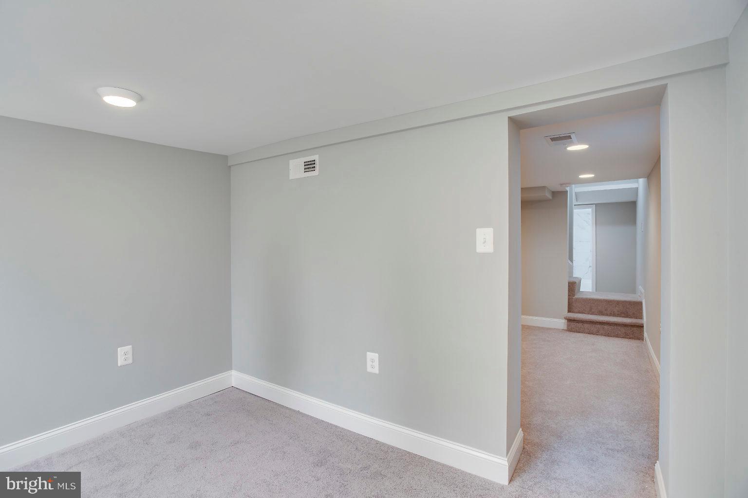 3428 Roland Avenue Baltimore, MD 21211 - Photo 30 of 39 Gallery Image 30