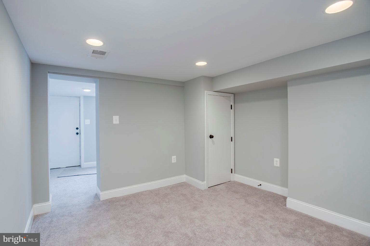 3428 Roland Avenue Baltimore, MD 21211 - Photo 31 of 39 Gallery Image 31