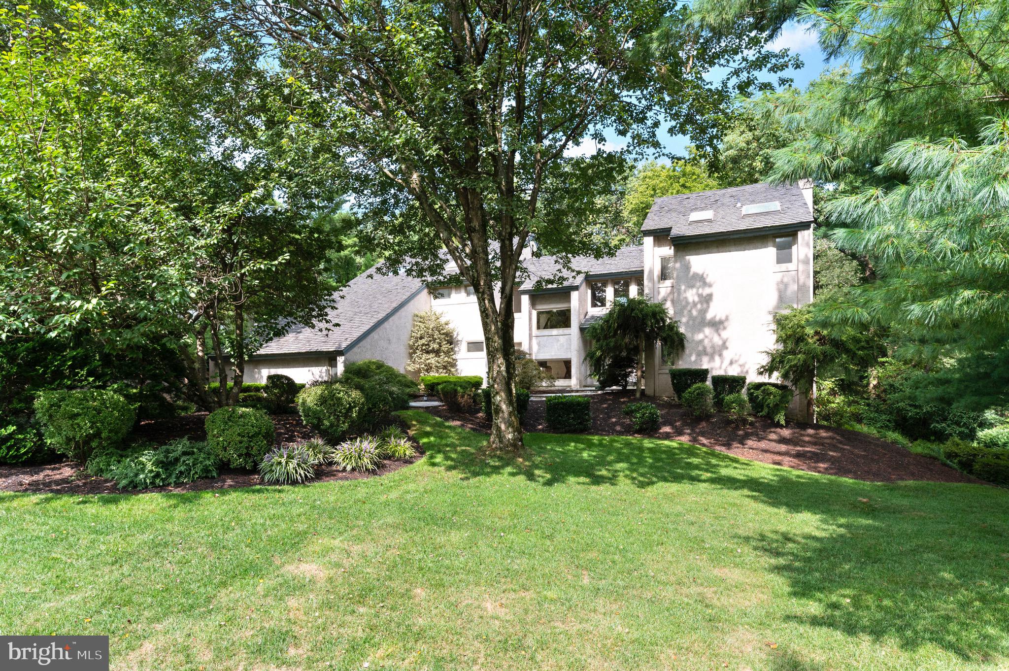 260 Ravenscliff Road Wayne, PA 19087 - Photo 2 of 51